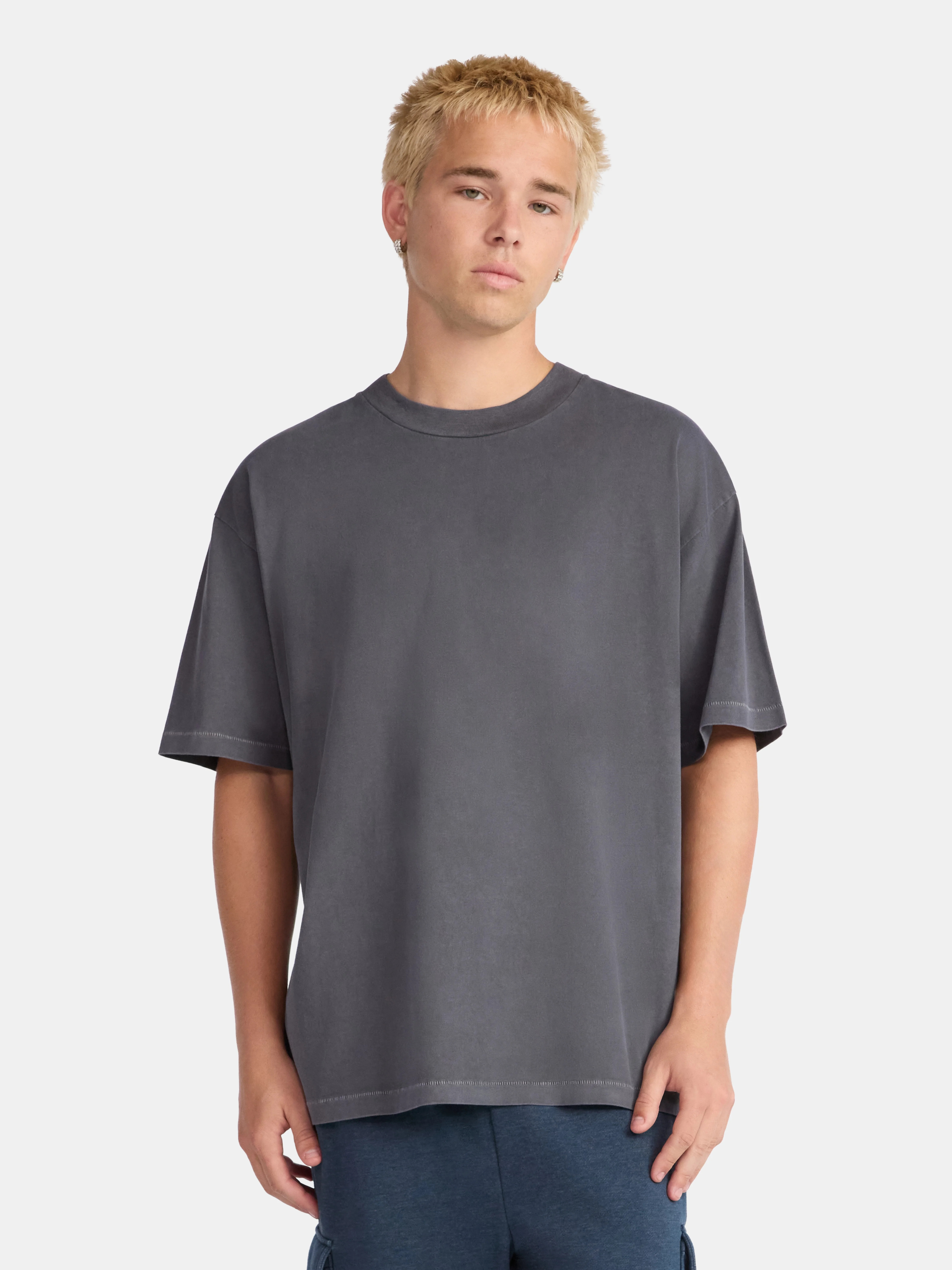 No Boundaries All Gender Cotton Oversized Cropped Tee, Men's & Big Men's | Walmart (US)