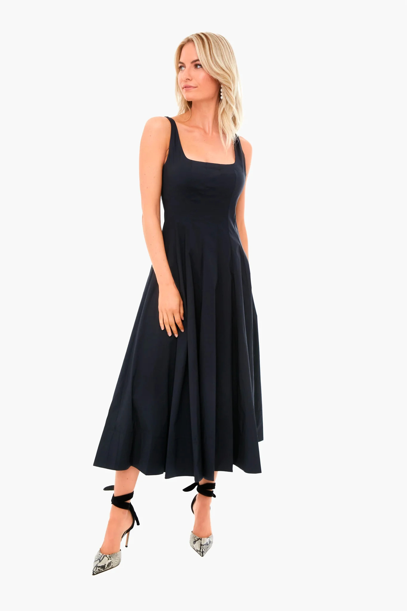 Black Wells Dress | Tuckernuck (US)