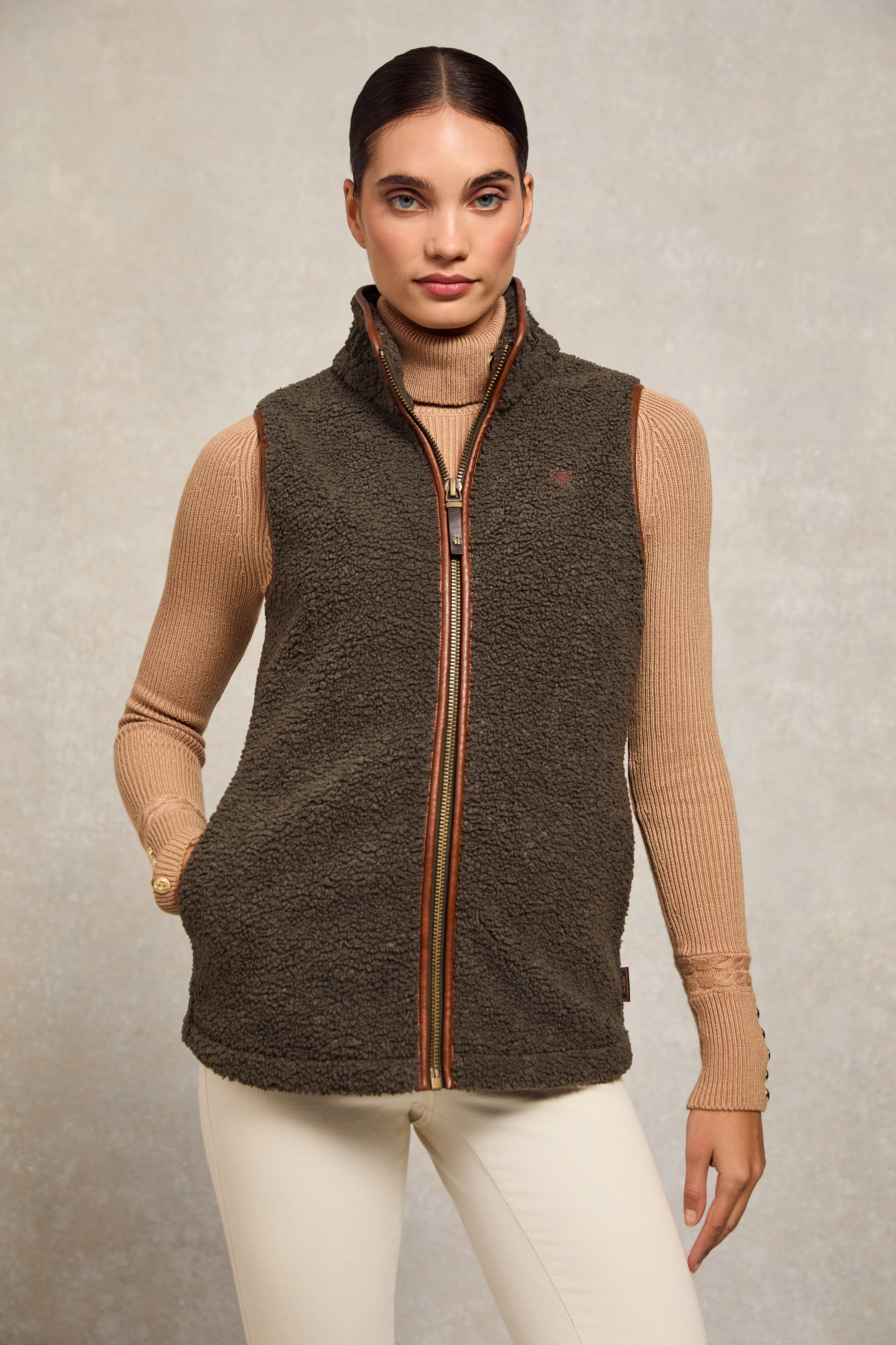 Country Fleece Gilet (Khaki Borg) | Holland Cooper