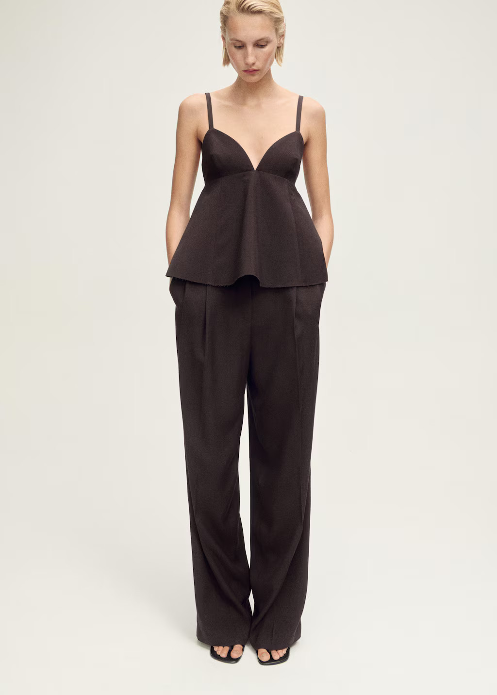 V-neck top with open back brown - Women - M - MANGO | Mango (US/MX/AU)