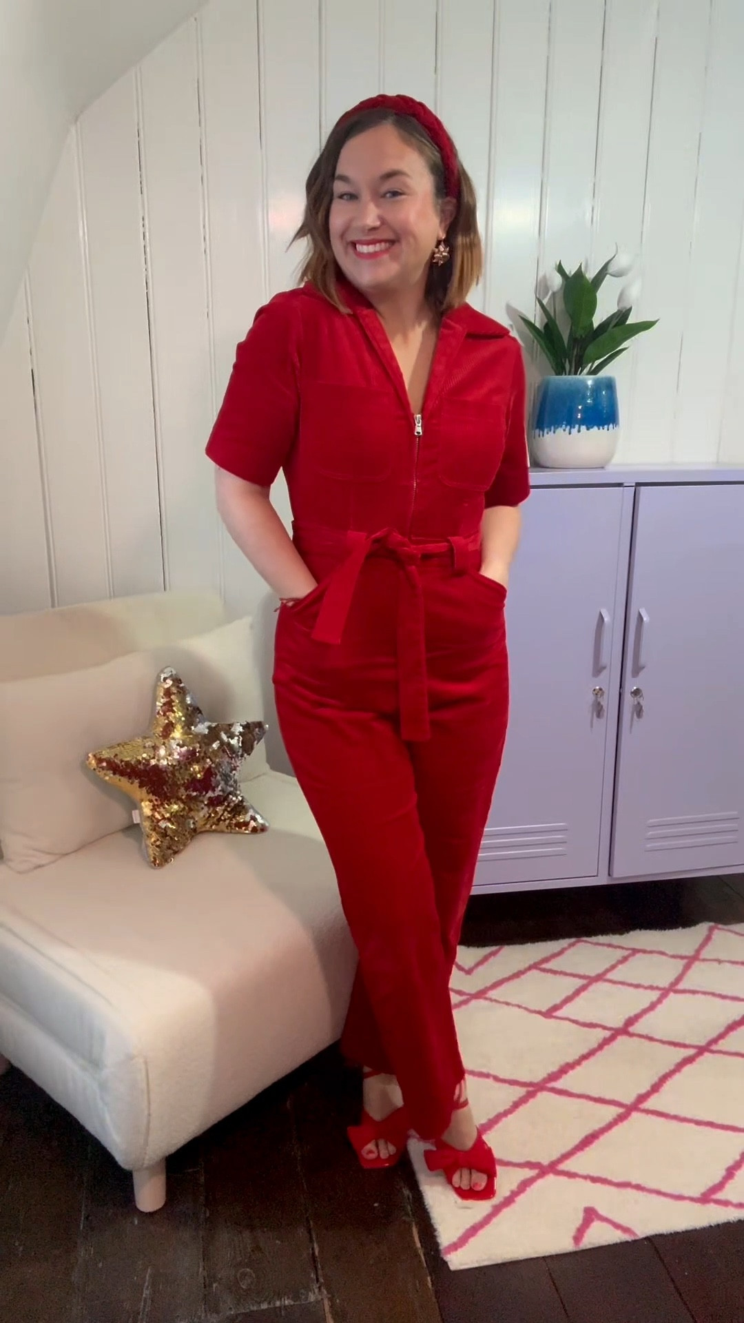 A Week of Festive Outfits – Day 1 ✨

With December upon us, getting dressed can feel both exciting and a little overwhelming — from festive gatherings and family dinners to nights out, nights in, and all the events in between. The holiday season is such a fun time for fashion, but let’s be honest, it can also feel tricky to navigate, especially if you’re petite.

But don’t worry — I’ve done the hard work for you! I’ve put together 7 different outfits, perfect for women 5’3” and under, all designed to help you feel confident, stylish, and ready to toast, twirl, and sparkle this season.

Your fellow petite,
Danielle 🩷


#LTKpetite #LTKpartywear #LTKfestive