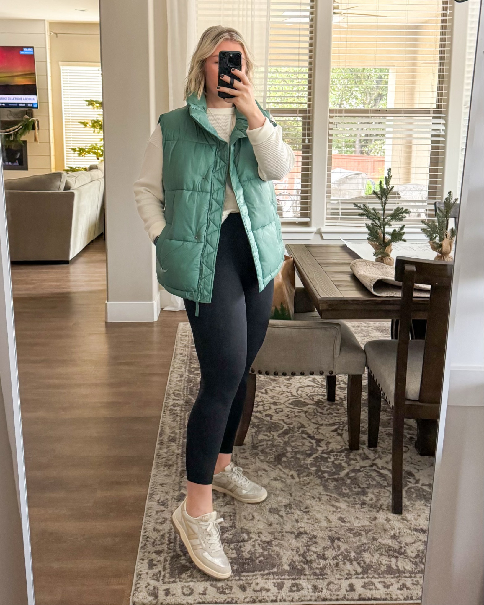 Low key seasonal vest that’s not $100!!!

#LTKSeasonal #LTKfindsunder100 #LTKstyletip