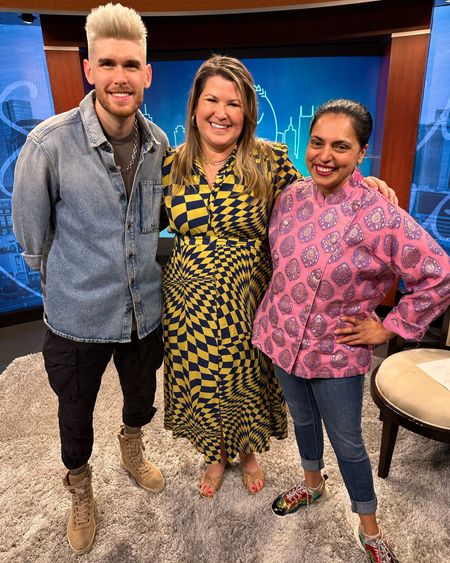 What an honor to host these two incredibly talented AND fun guests on the show today. Head to SamiCone.com to get Maneet Chauhan's naan recipe & get tickets to Colton Dixon's first-ever headlining tour.

And for those of you who have asked about my dress, it's 'The Drop' from Amazon Fashion! 

You already know my jewelry was gifted by Kendra Scott of Green Hills (I love their new necklace & bracelet set pairing gold links with pearls!)

#LTKworkwear #LTKunder100