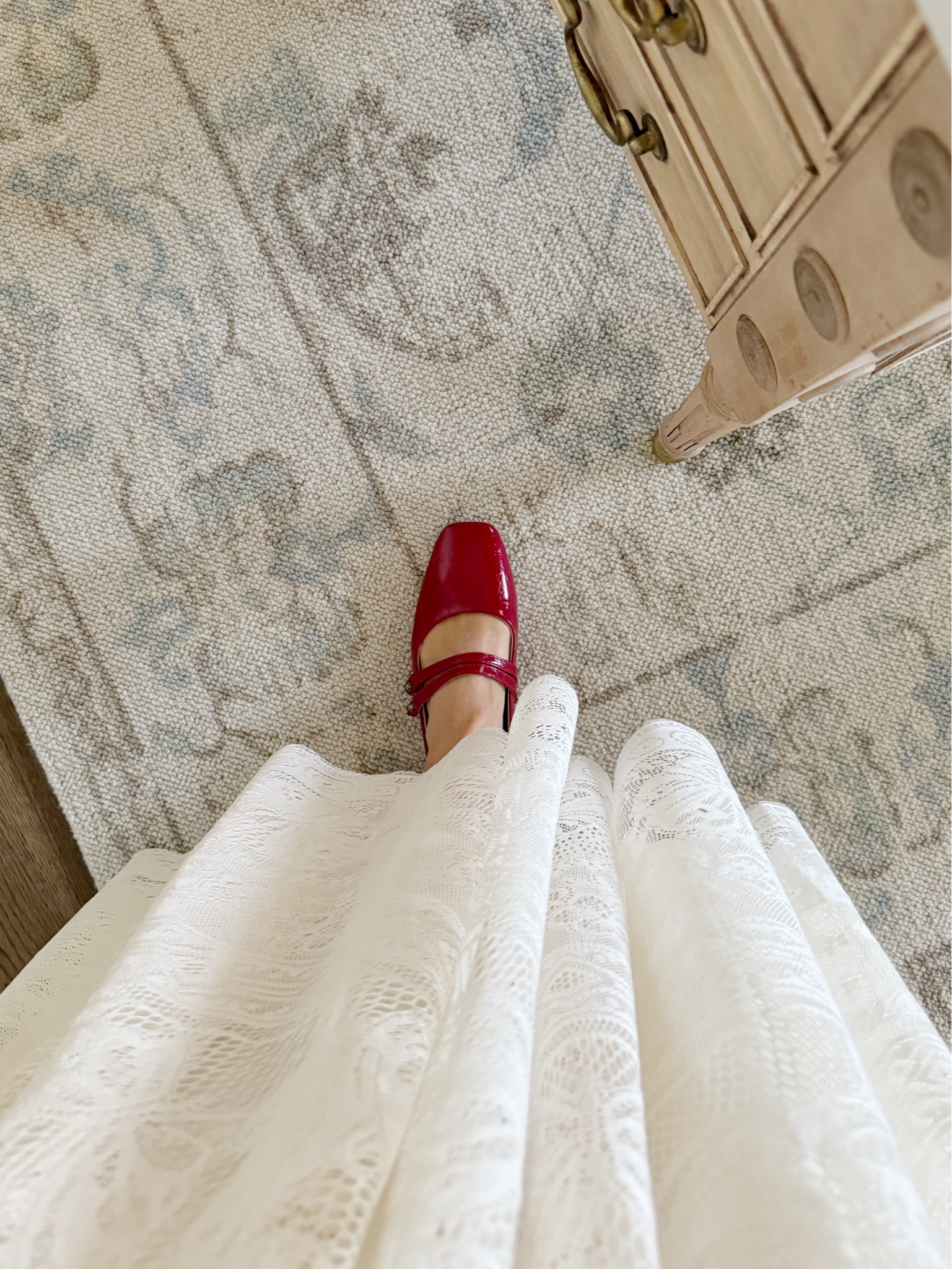 Red Mary Jane flats from Amazon - love this French pop of red!



#LTKHome #LTKSeasonal