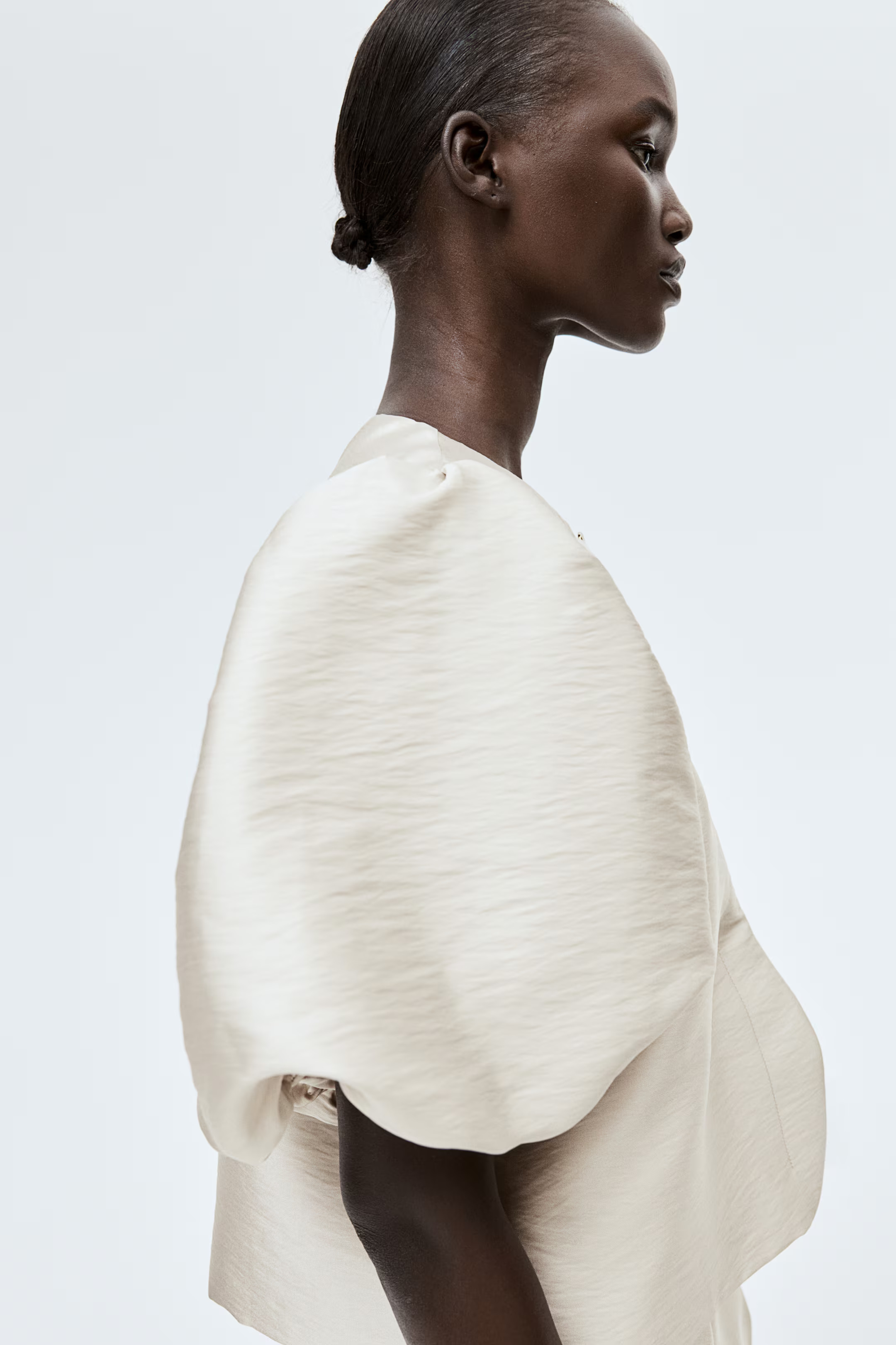 Balloon-sleeved blouse - Round neck - Short sleeve - Light beige/Leopard print - Ladies | H&M GB | H&M (UK, MY, IN, SG, PH, TW, HK)