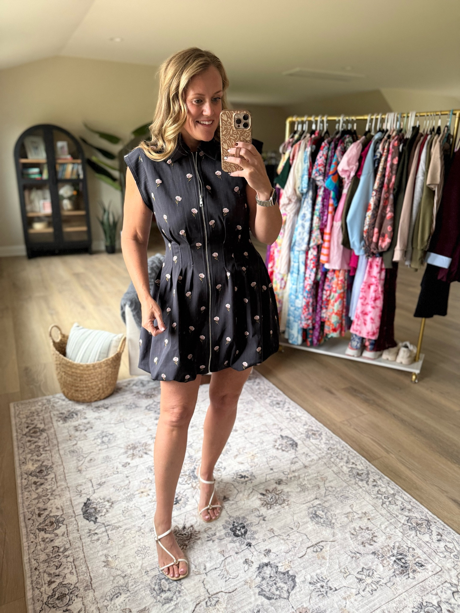 Fall dress
Steve Madden 
Cocktail dress
Fall dress
Fall outfit 
Concert dress 
Concert outfit
Fits TTS, wearing medium