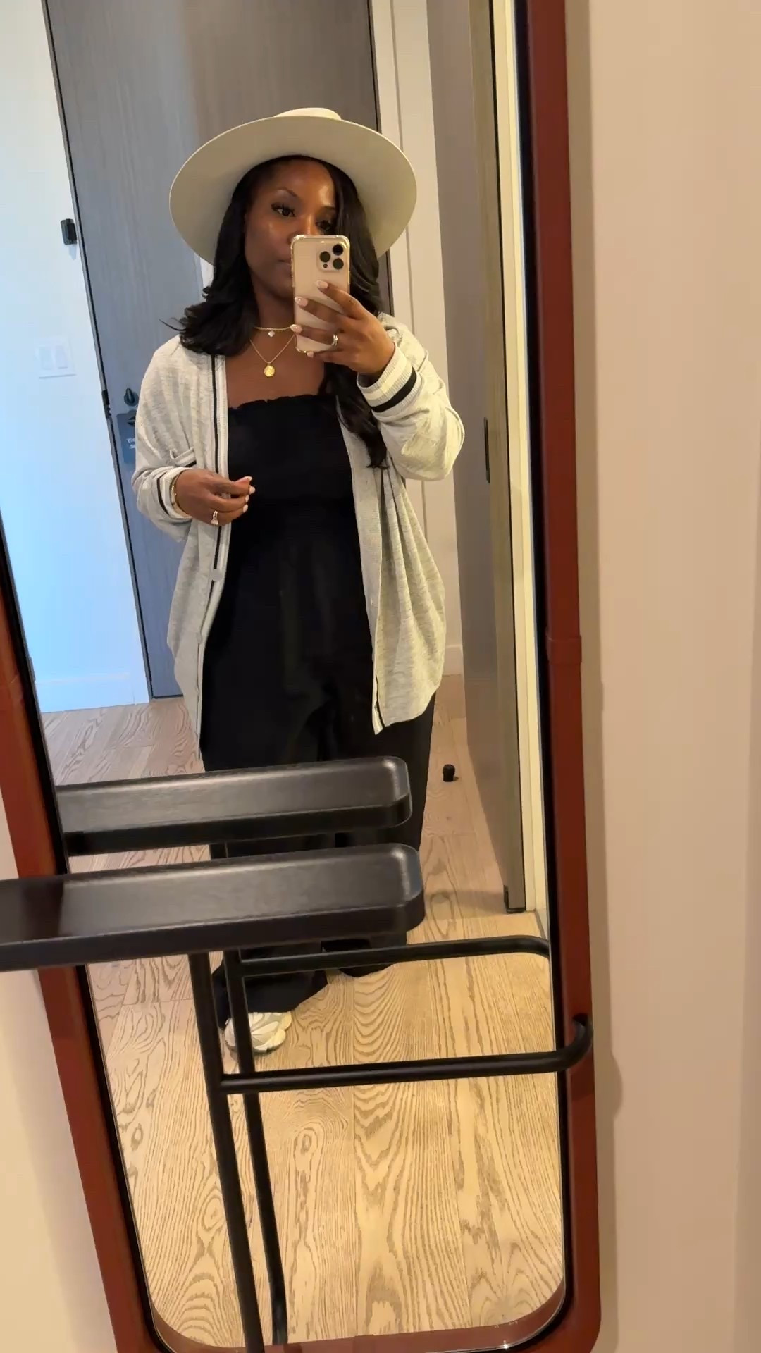 Easy and comfortable airport look as I head on brand trip with Torrid ✨

Sizing Details:
Jumpsuit: 0
Cardigan: 1



#LTKPetite #LTKMidsize #LTKTravel