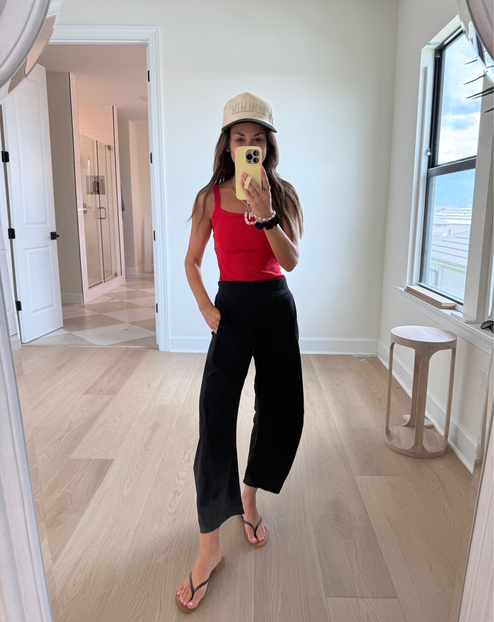 Petite 5’1 in ruti pants
Xs padded tank

#LTKPetite #LTKActive #LTKootd