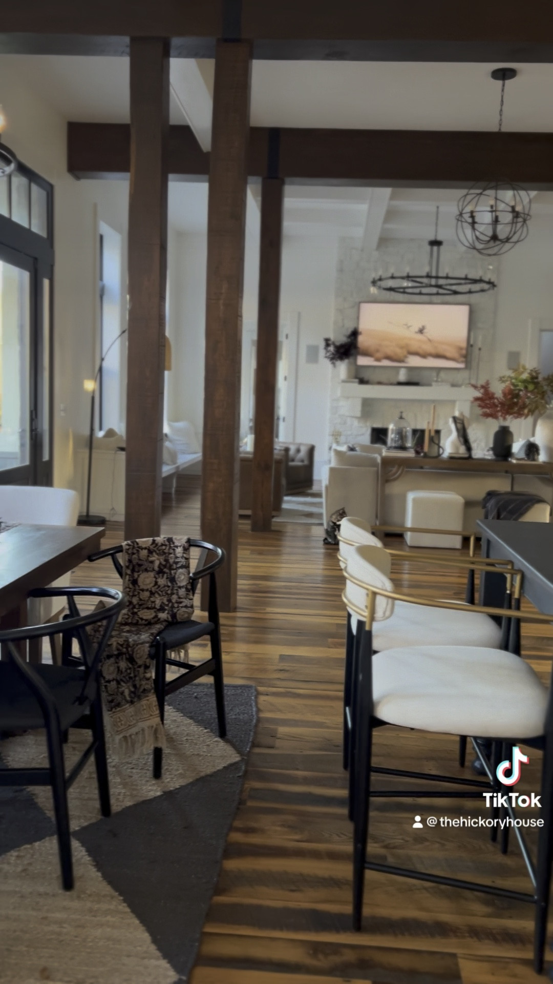 Halloween Decor 💀

#LTKVideo #LTKHalloween #LTKHoliday