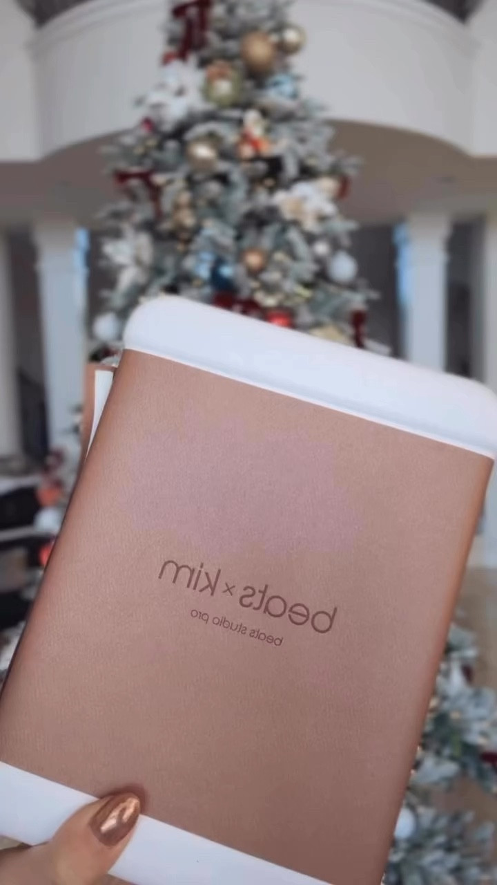 Gifts for her! 😍 absolutely stunning beatsxkim would make a great gift! 🎁 

#LTKGiftGuide #LTKStyleTip #LTKHoliday