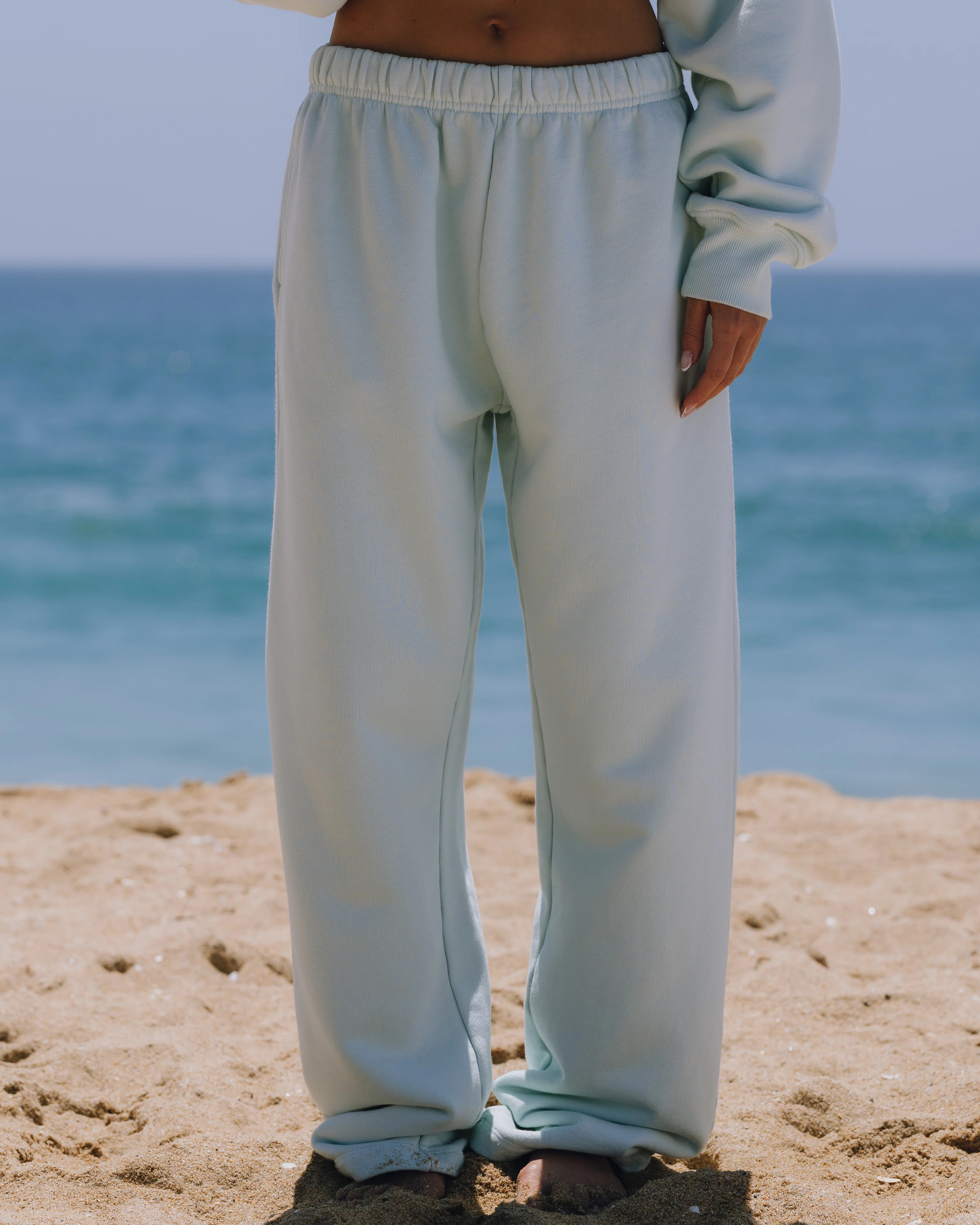 Heavyweight Straight Leg Sweatpants | Daily Drills LLC