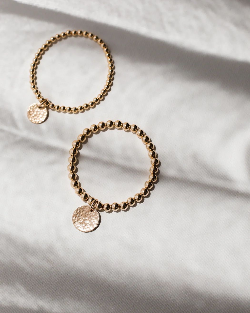 THE HAMMERED COIN BEADED BRACELET - GOLD | Stylin by Aylin
