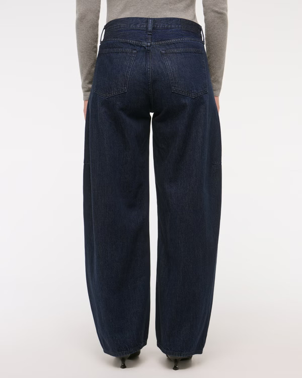 Curve Love Mid Rise Ultra Barrel Jean | Abercrombie & Fitch (UK)