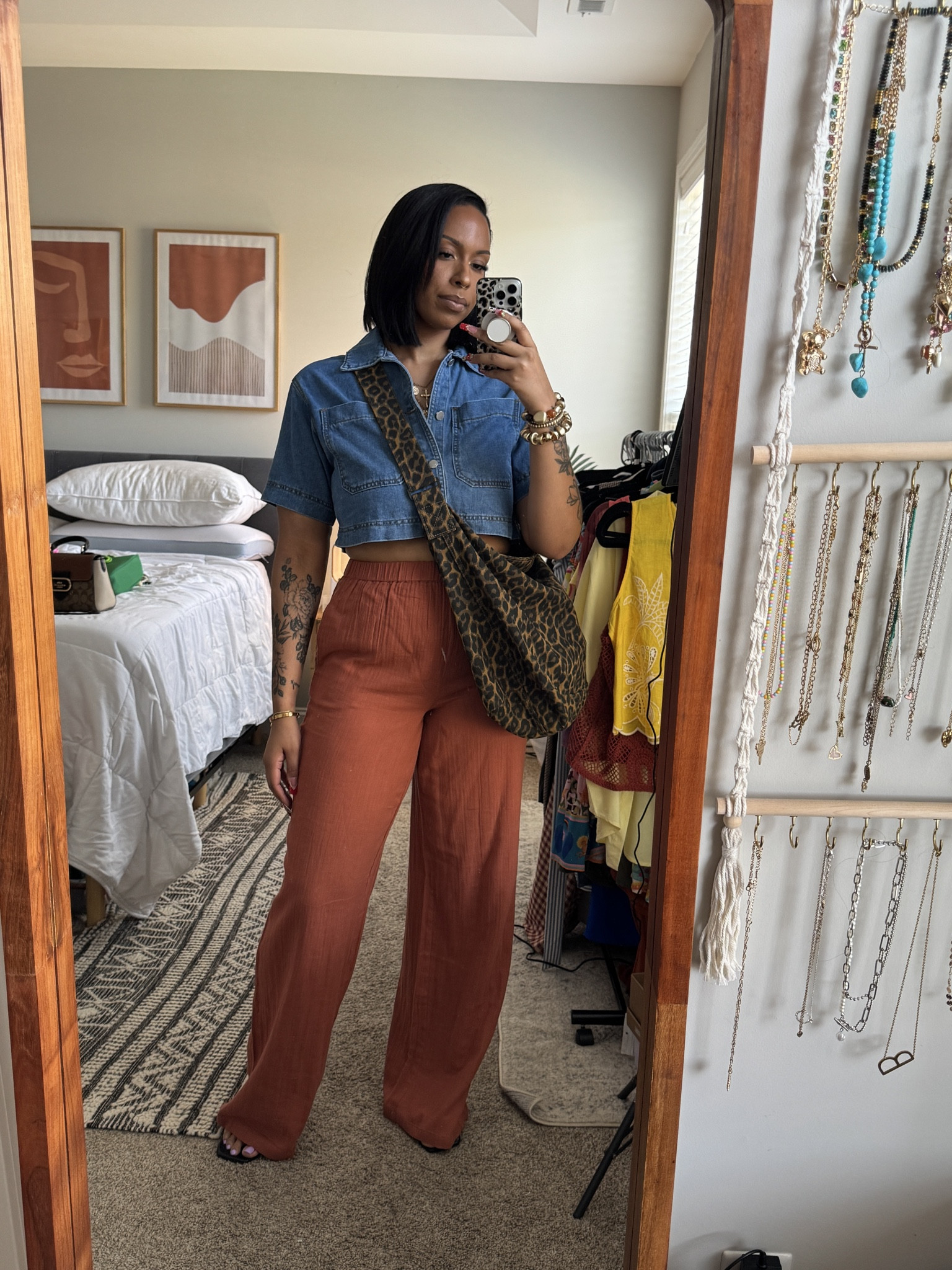 Top L
Pants size 8 36” inseam 

#LTKMidsize #LTKootd #LTKTall