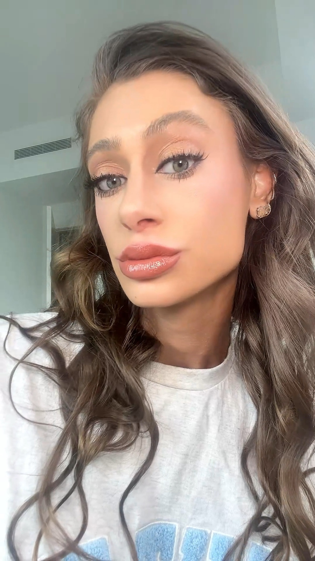 Another lip combo - nude/orangey vibes. Love this look adds a brightness to your look and keeps you on trend for spring makeup 💄 

#LTKVideo #LTKStyleTip #LTKBeauty