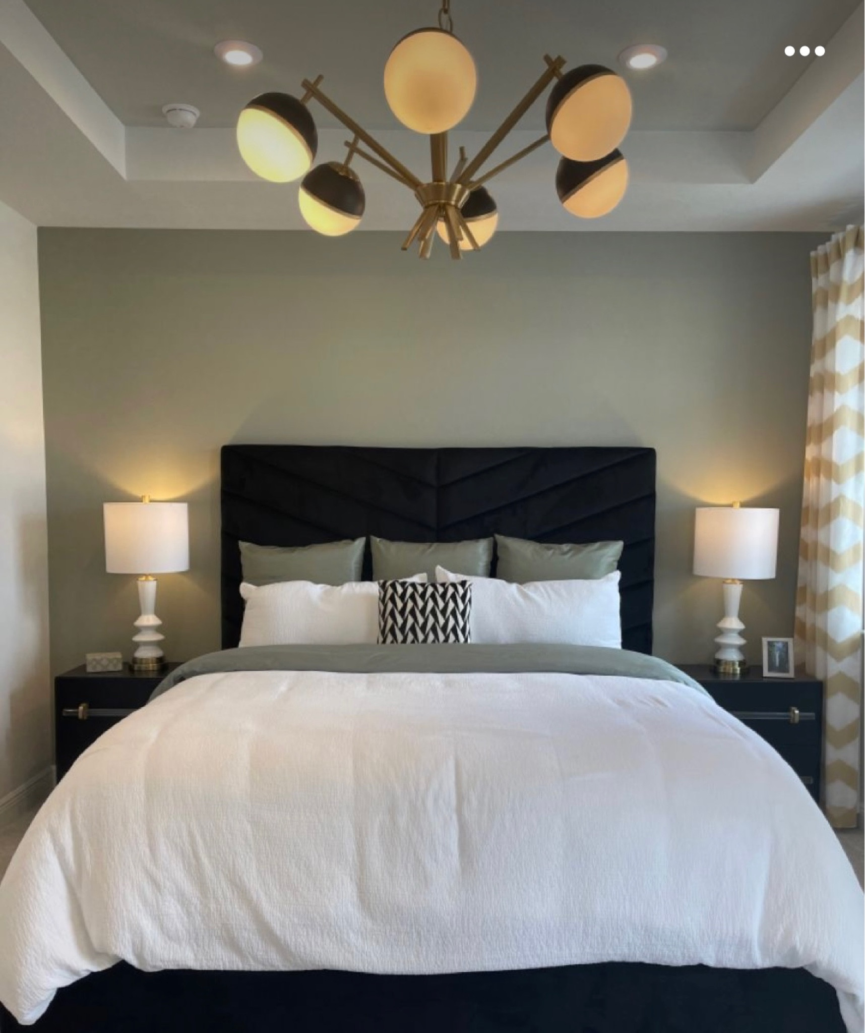 Black and White Neutral Bedroom Design with contemporary Lighting 

#LTKhome #LTKstyletip
