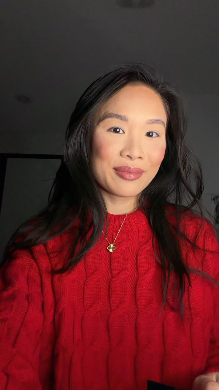 Get ready with me for the day! Wearing some of my most favorite beauty products. Blush, bronzer, foundation and more 

#LTKBeauty #LTKmorningroutine #LTKgrwm