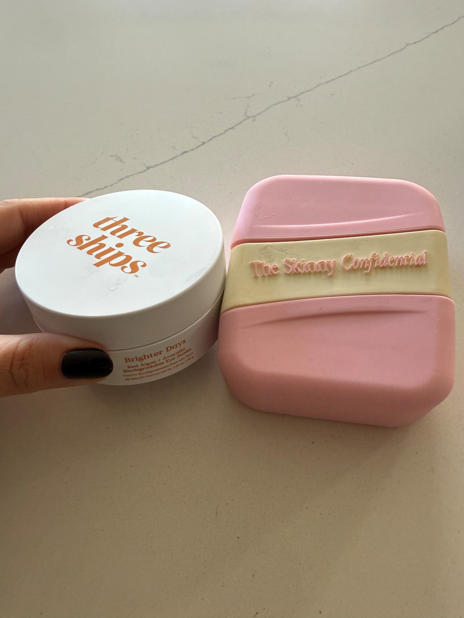 Morning Routine 







Pregnancy morning routine
Skincare 
Non toxic skincare 
Face roller
Eye patches 

#LTKselfcare #LTKmomlife #LTKGiftGuide