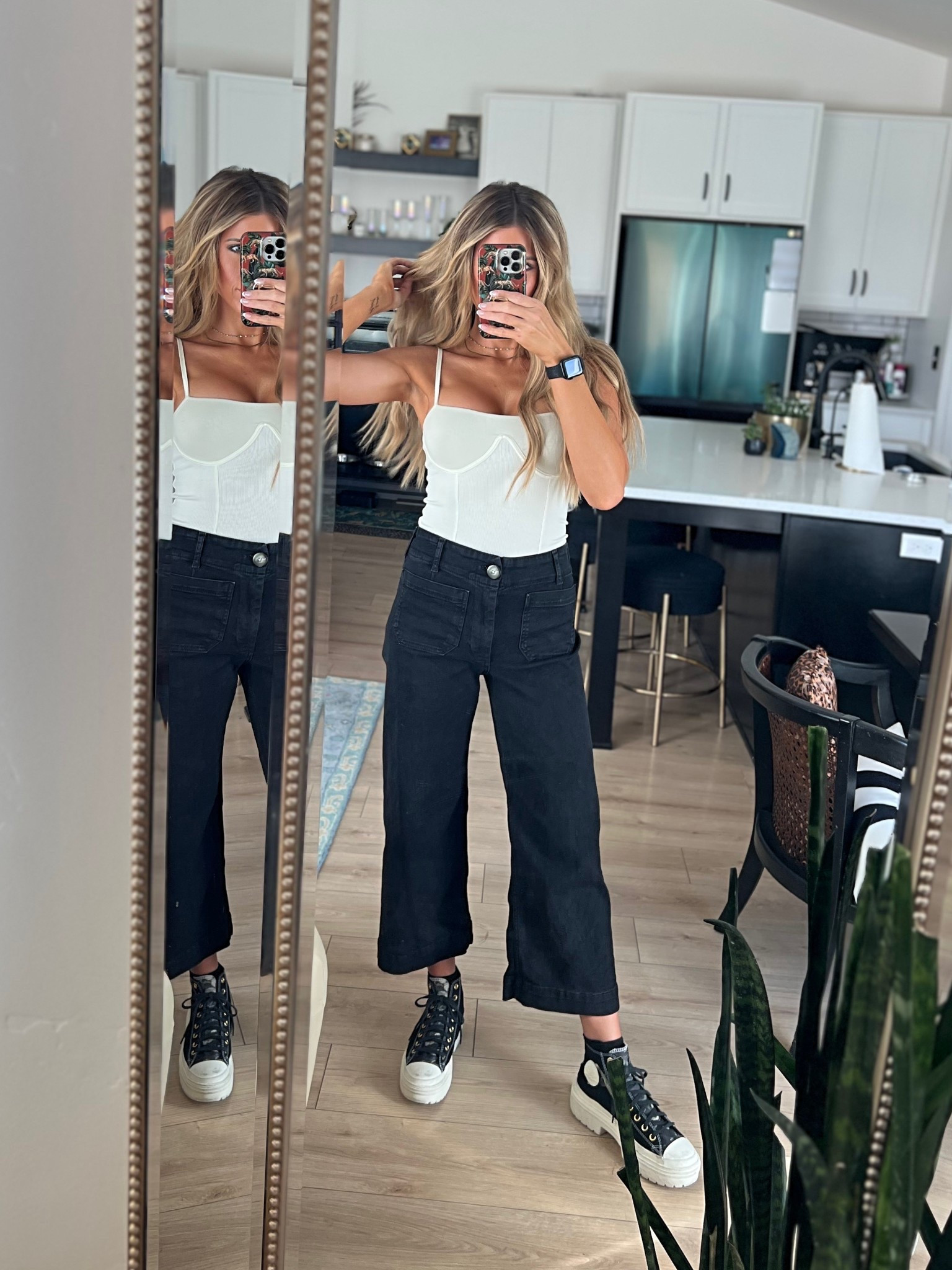 Still my favorite pants ever, ￼ the Colette by Maeve and my other favorite Joah Brown, of course
￼

#LTKootd #LTKdayinmylife #LTKmomlife