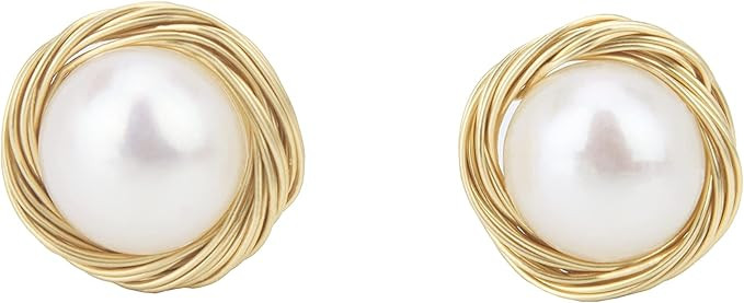 TWINCKLE TWINS//White Freshwater Pearl Wrapped In 14k Gold Wire Stud Earrings, 1/2" | Amazon (US)