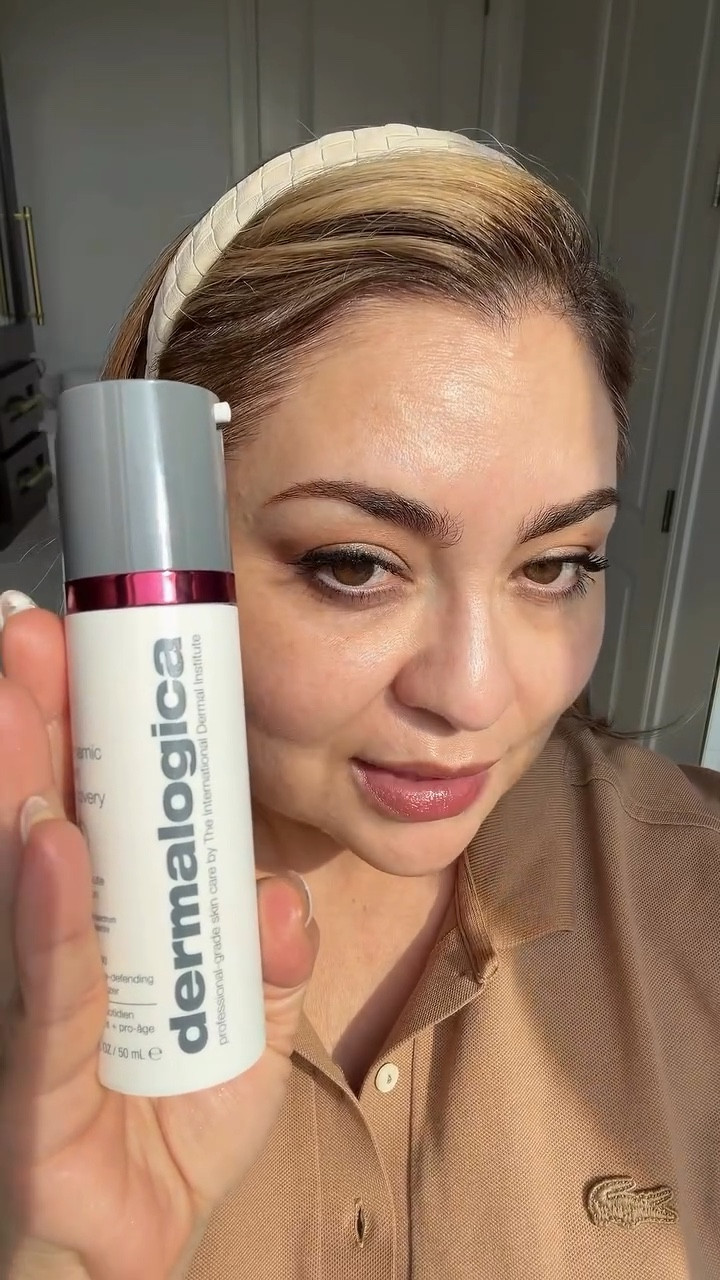 I can’t even begin to express the way I am in love with this Dynamic Skin Recovery SPF50!
@sephora @dermalogica #sephora #dermalogica
#giftedbydermalogica

#LTKOver40 #LTKmorningroutine #LTKBeauty