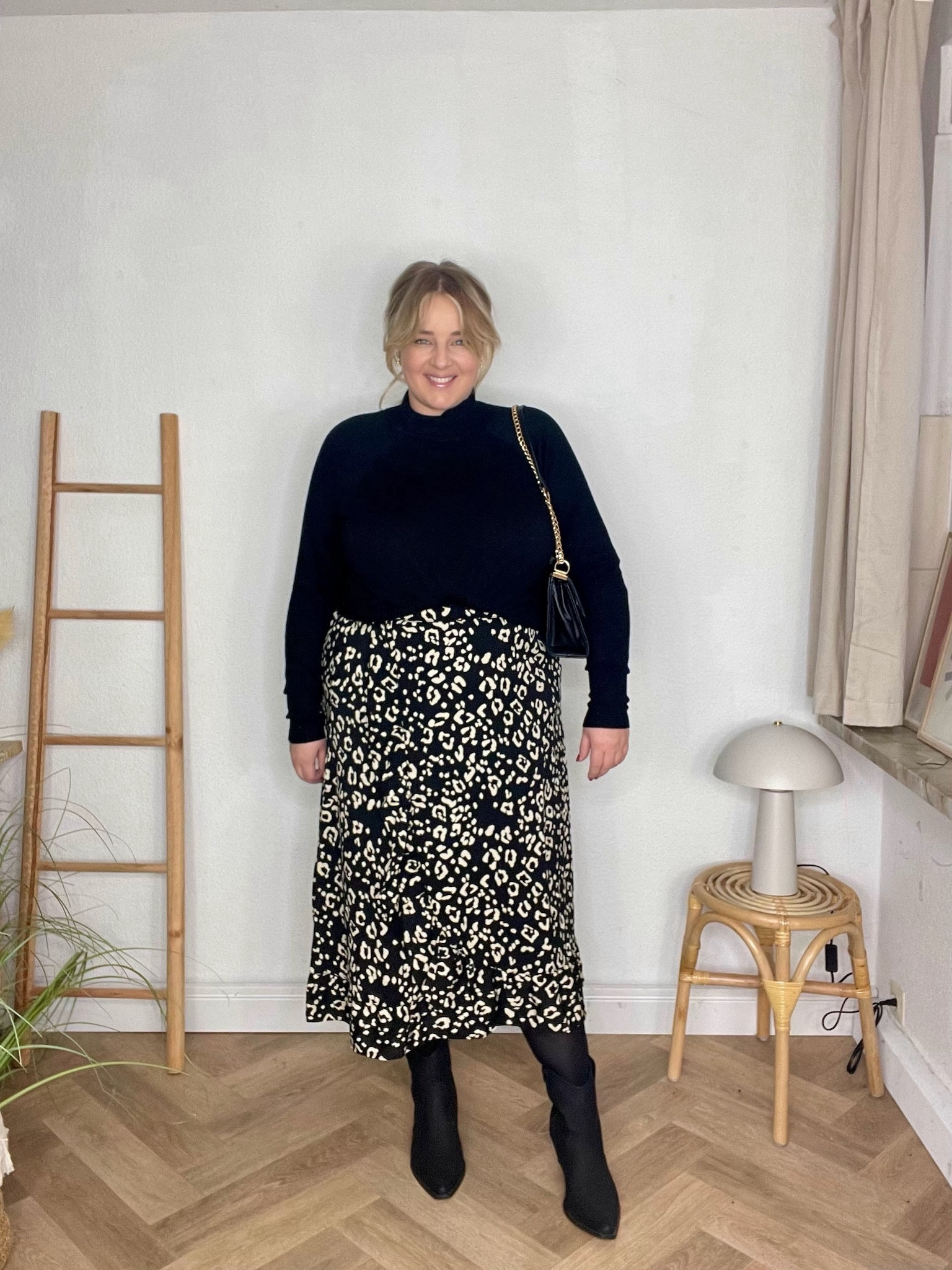 Cooler und klassischer Look: Black & white geht einfach immer 🙌. 
Rock: KIK 

#LTKGift

#LTKplussize #LTKeurope #LTKstyletip