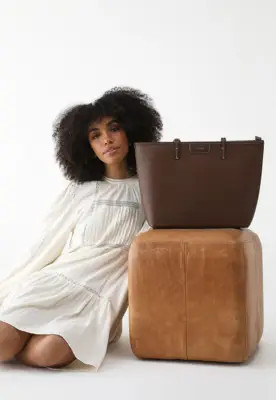Bolsa Santa Lolla Lisa Café | Dafiti (BR)