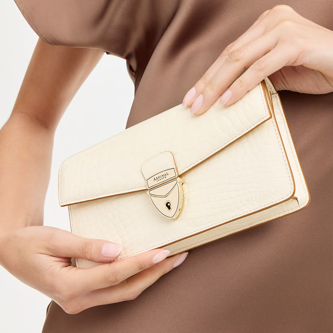 Mayfair® 2 Clutch

        
            
            Ivory Patent Croc | Aspinal of London US