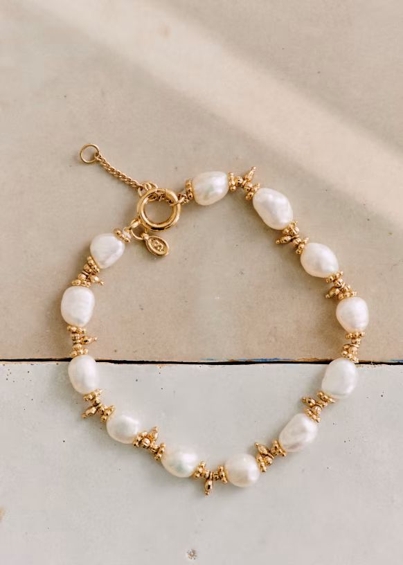 Gold with Mother of Pearl | Sezane Paris