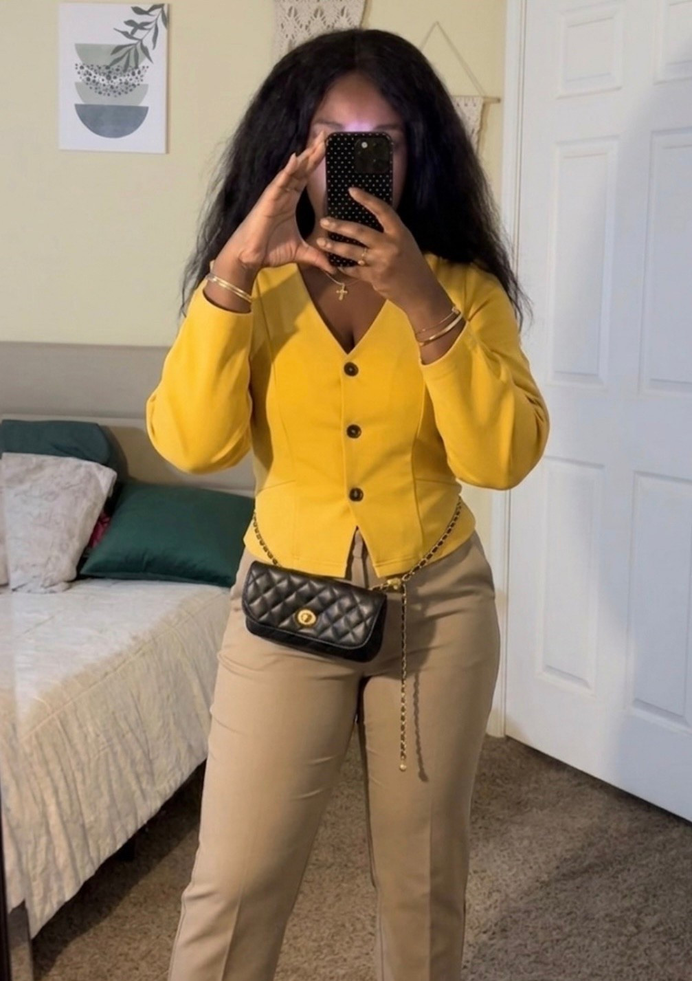 If I want it, I buy it…and I’ve really been in
Statement pieces lately that I can mix and match…it gives 
Instant spring sunshine in a top! ☀️ The ALIGNE Doyer V Neck Ponte Top in this gorgeous yellow is exactly what my wardrobe needed. It has a super flattering V-neckline and a tailored, structured fit that feels polished but comfy. Perfect for brighter days. 🌼
#springstyle #aligne #yellowtop #springfashion #ltkfashion #ootd 

#LTKSpringSale