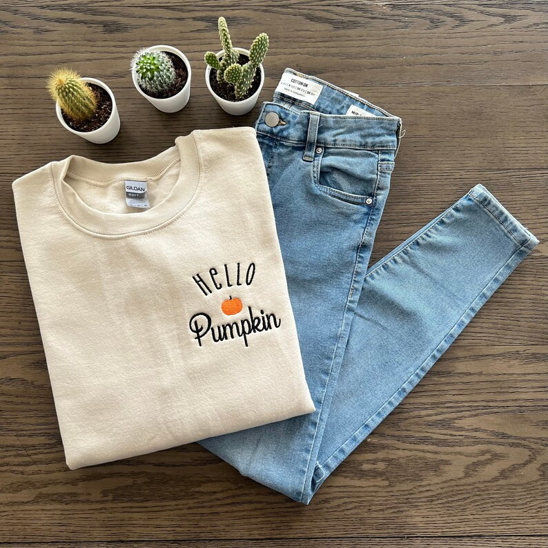 Hello Pumpkin Sweatshirt, Embroidered Autumn Shirt, Embroidered Shirt, Pumpkin Spice, Happy Fall ... | Etsy (US)