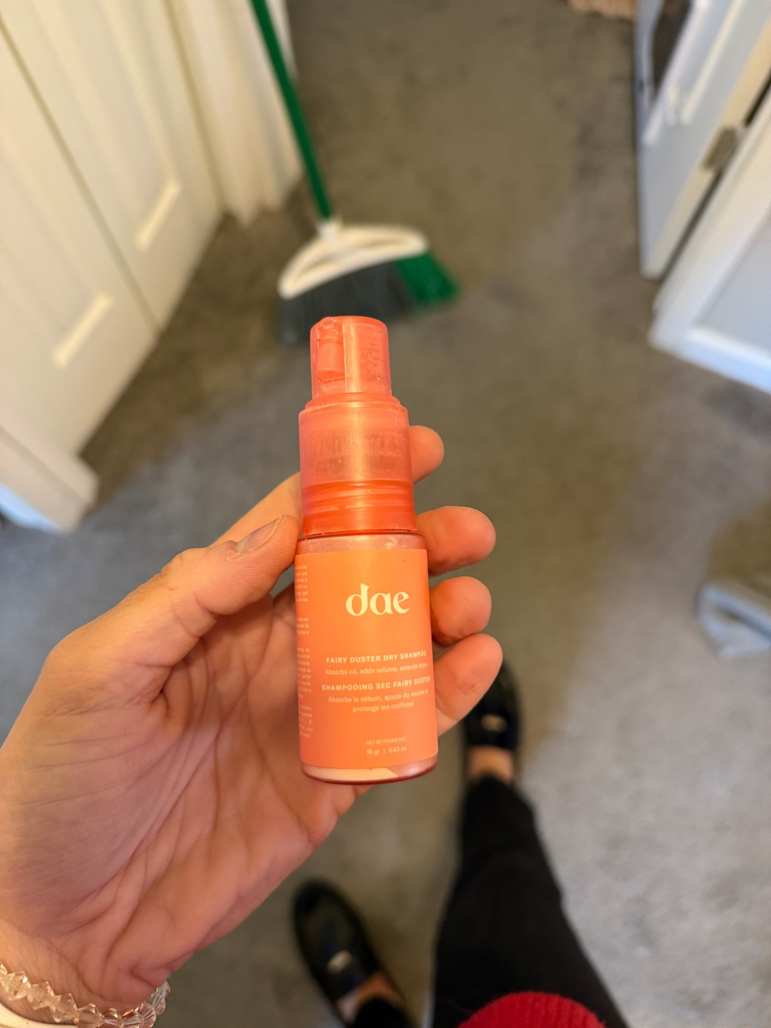 My favorite dry shampoo at the moment ❤️



#LTKGiftGuide #LTKselfcare #LTKmorningroutine