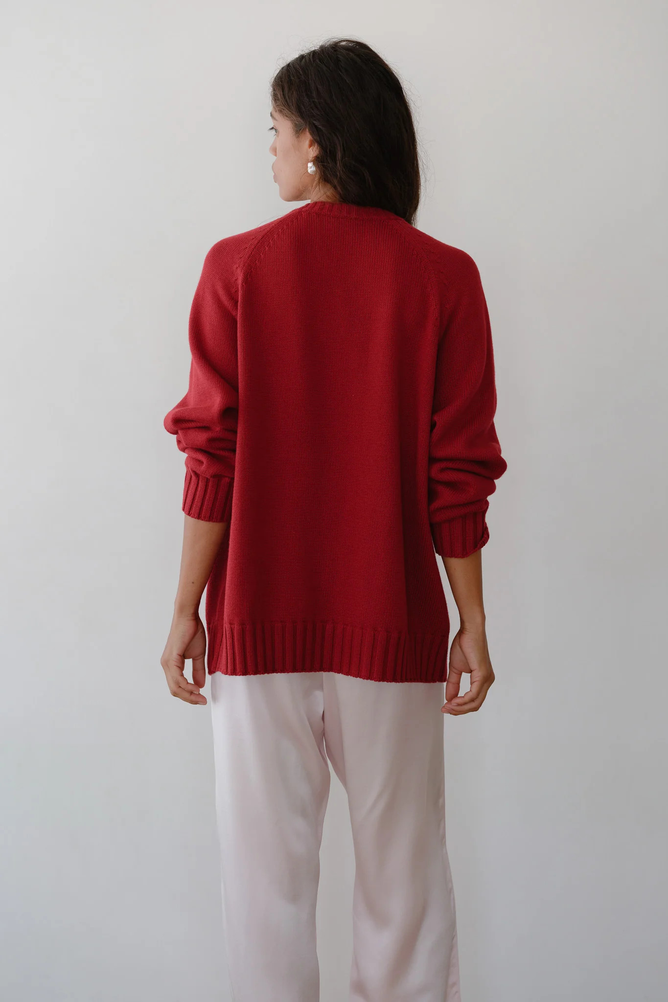 The Cotton Cashmere V-Neck Sweater | DONNI.