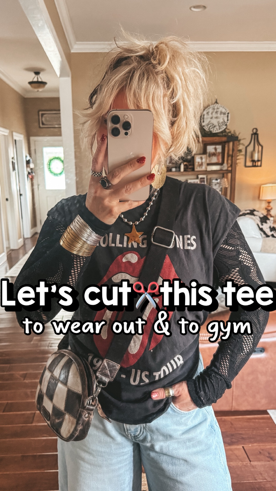 One of my MOST FAV ways to cut a tee! 
Perfect for tucking up now and also makes the perfect gym tee!

T-shirt 
Long sleeve mesh M
Jeans sized down 
Jelly shoes true to size 

Save on my necklace and checkered ring with code MANDIE


#LTKOver40 #LTKgrwm