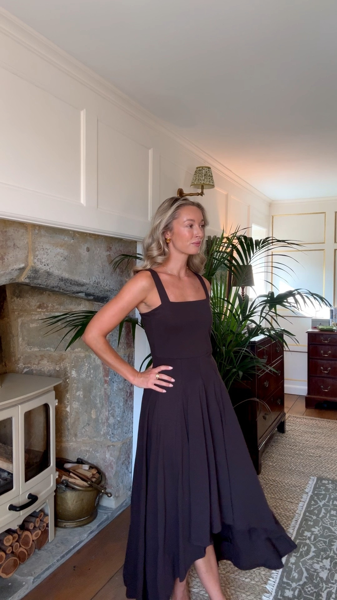 The perfect wedding guest dress 🤎
Brown dresses, maxi dresses and summer style 🌞

#LTKsummer #LTKwedding #LTKdatenight