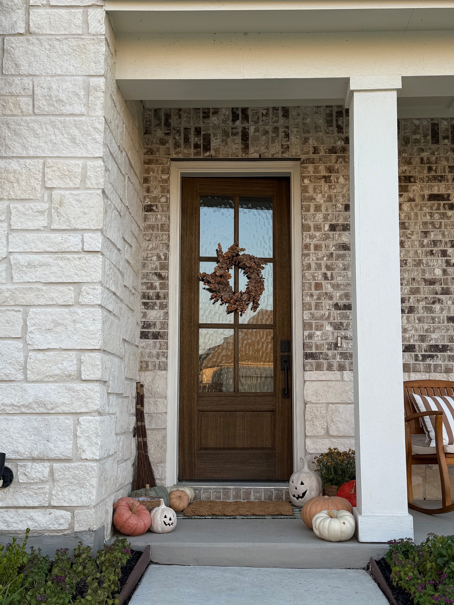 Porch displayy