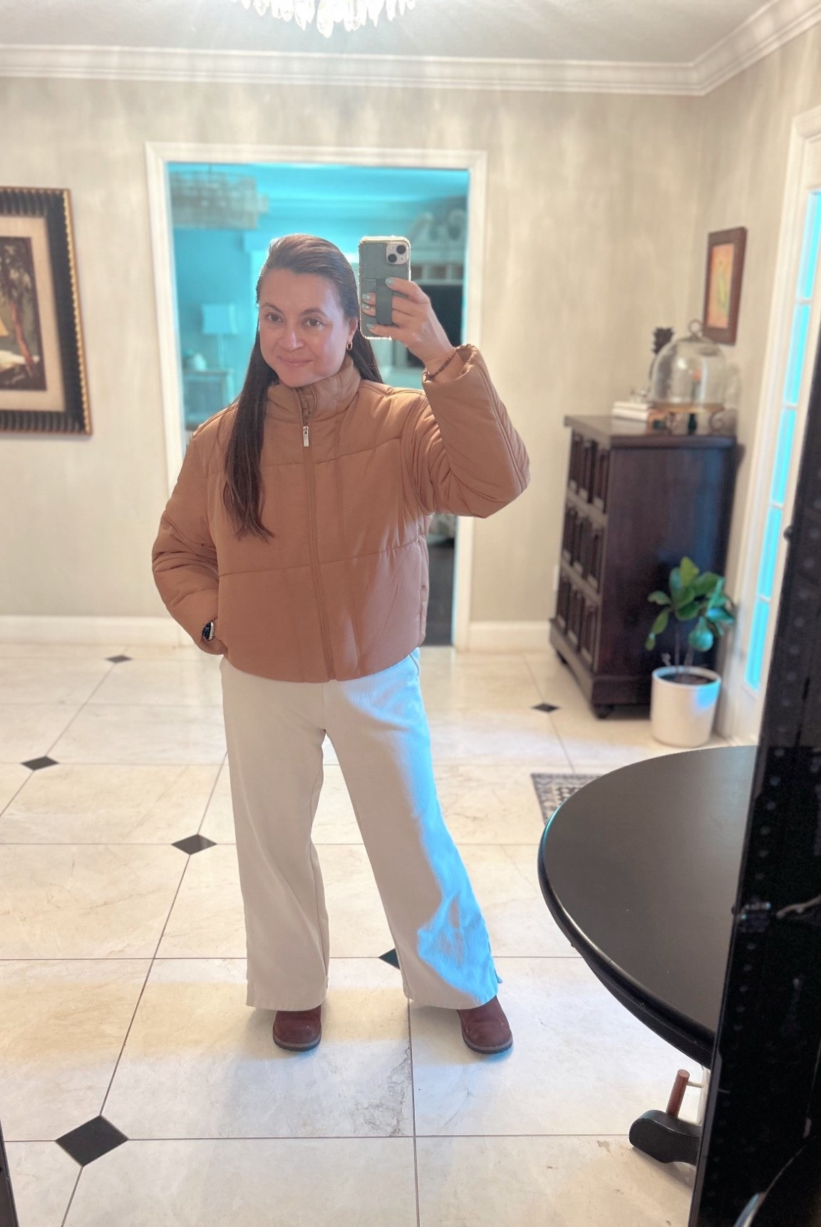 Cozy, comfy, chic. 

#LTKmomlife #LTKOver40 #LTKootd