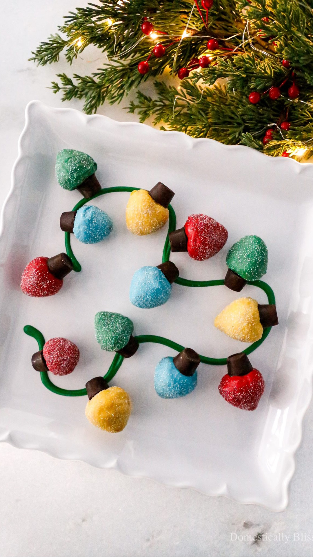 These Strawberry Christmas Lights are a fun Christmas party dessert for your next holiday gathering!

See details:
https://domesticallyblissful.com/strawberry-christmas-lights/

🔗 Join our newsletter:
https://domesticallyblissful.com/newsletter/ 

#LTKParties #LTKHoliday #LTKSeasonal