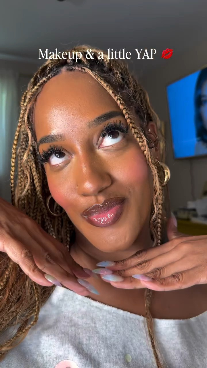 Day 1/30 👏🏽
.
.
Full Video will be posted on YouTube 8pm CST

Products used:
Primer: @danessamyricksbeauty 
Skin Tint: @milkmakeup 
Concealer: @narsissist @toofaced 
Liquid Blush: @elfcosmetics 
Lip Liner: @maccosmetics 
Lipgloss: @morphe2 

#beautycontent #makeupandyap #girltalk #glowuptime #learninglife

#LTKBeauty #LTKU #LTKFindsUnder50