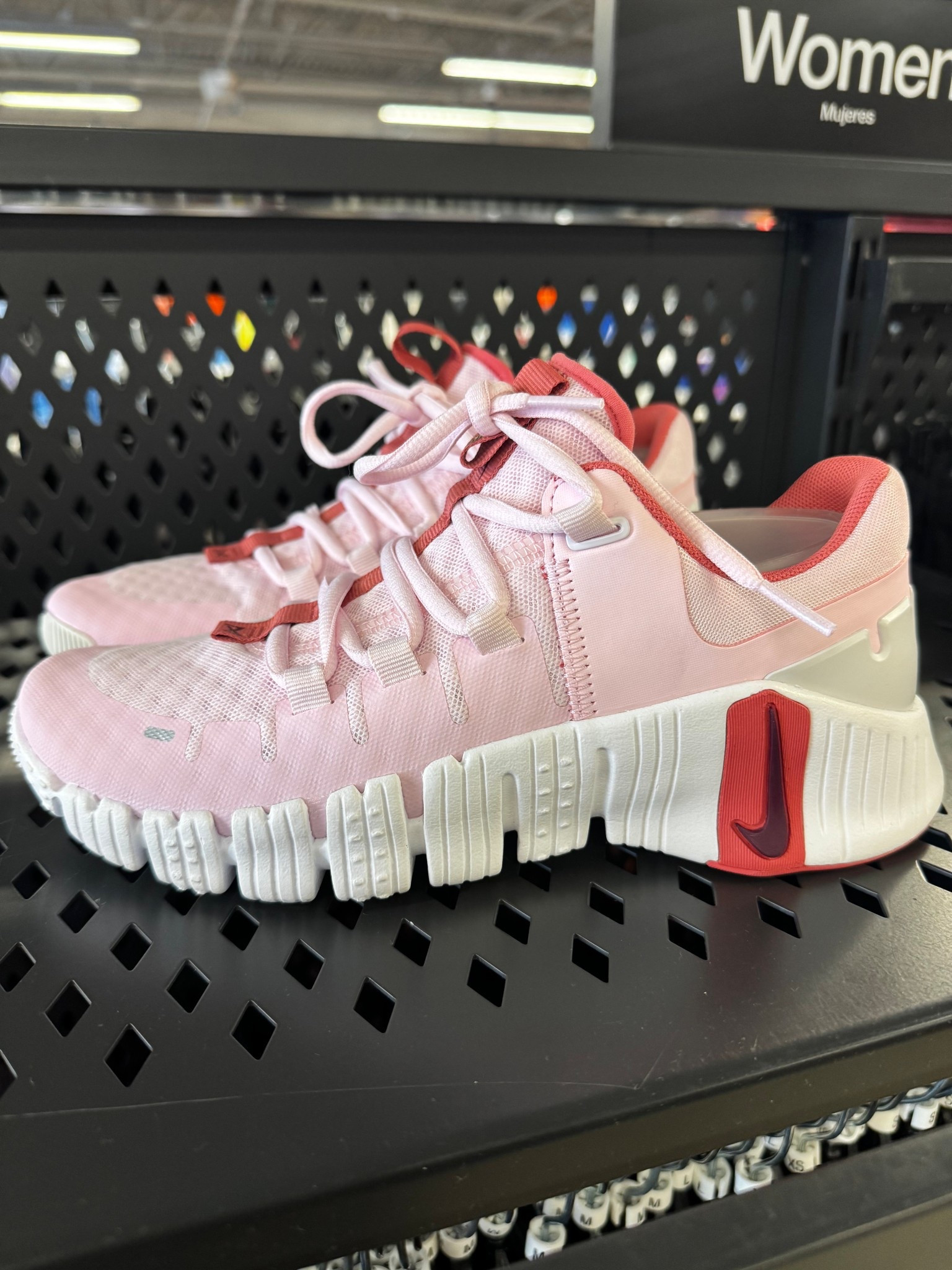 Nike Free Metcon 6 

#LTKfitnessgoals #LTKootd #LTKmomlife