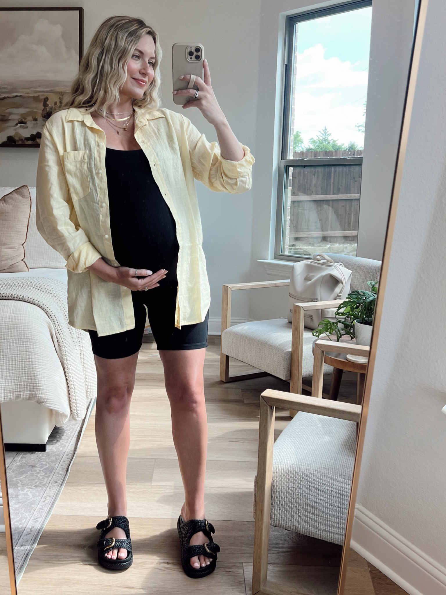 Living in Bumpsuit this entire pregnancy! So buttery soft and non-restricting! 

Bump style
Comfortable bump outfits