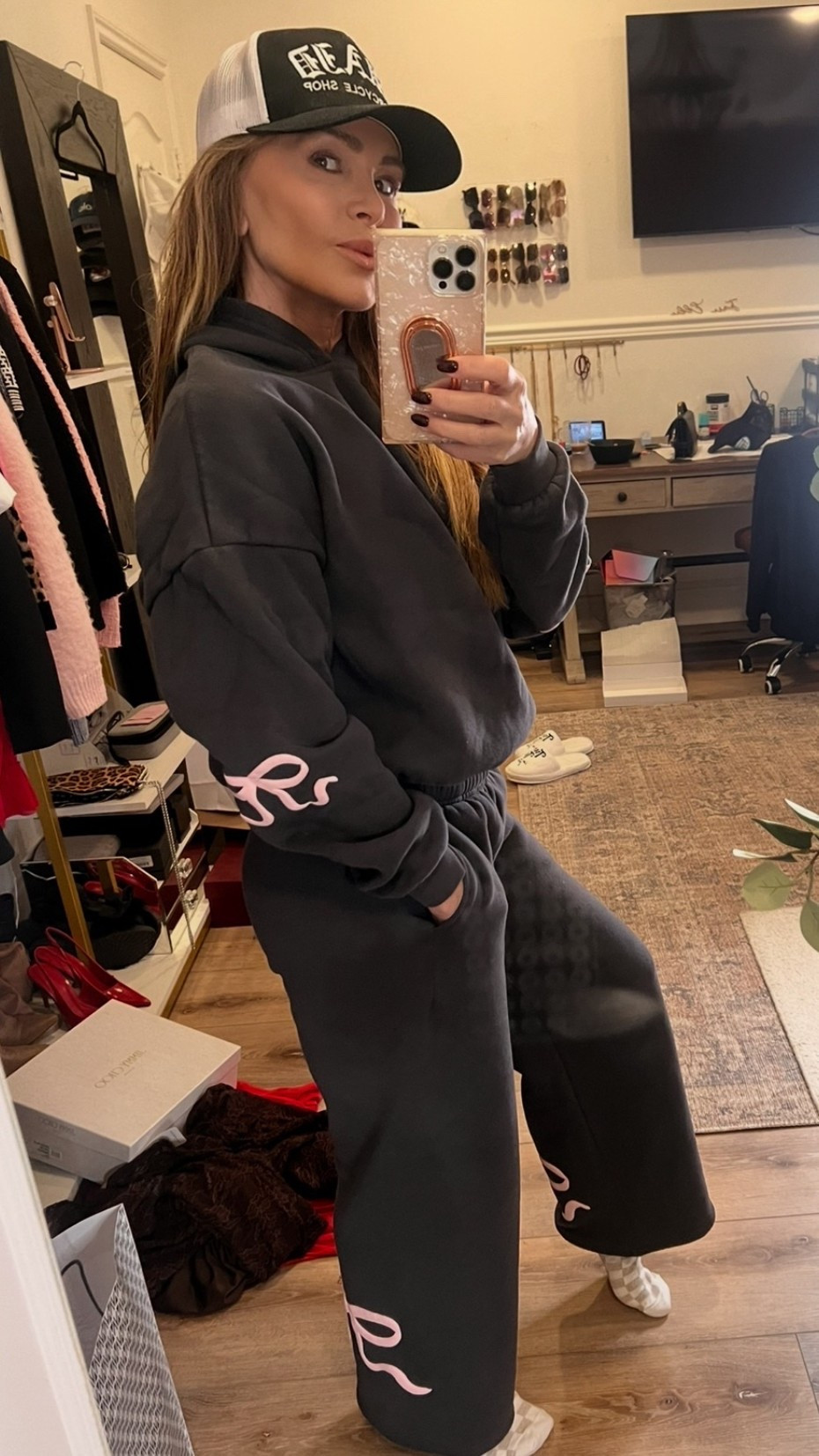 Staying cozy in this adorable sweat set from Edikted! These little pink bow details are too cute 🎀

#LTKSeasonal #LTKootd