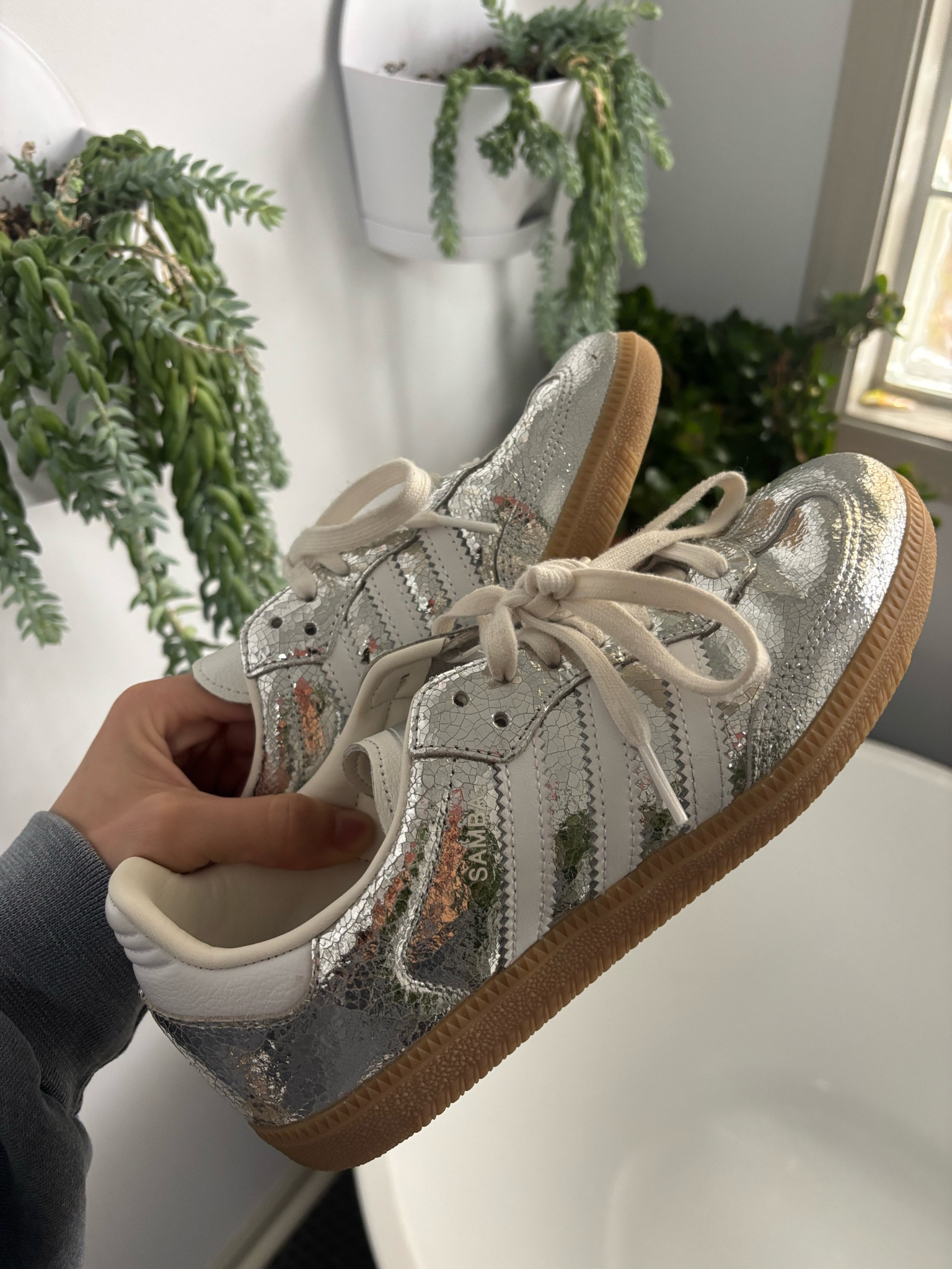 one of my most requested links! These metallic sambas are SO CUTE!! They come in silver and gold 