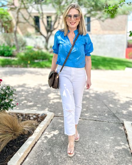 Finally finding some white jeans that I think look good and are comfortable! I recommend going up one size from your regular size, even though these have lots of stretch. Top runs TTS and really pops against the white! 

Use code GOLD15 to get 15% off the clothes, code GOLDGIRL25 to get 25% off my earrings and necklace  

#springoutfit #distressedjeans #whitejeans #sandals #espadrilles #wedges #fashionover40 #fashionover50 

#LTKstyletip #LTKshoecrush #LTKSeasonal