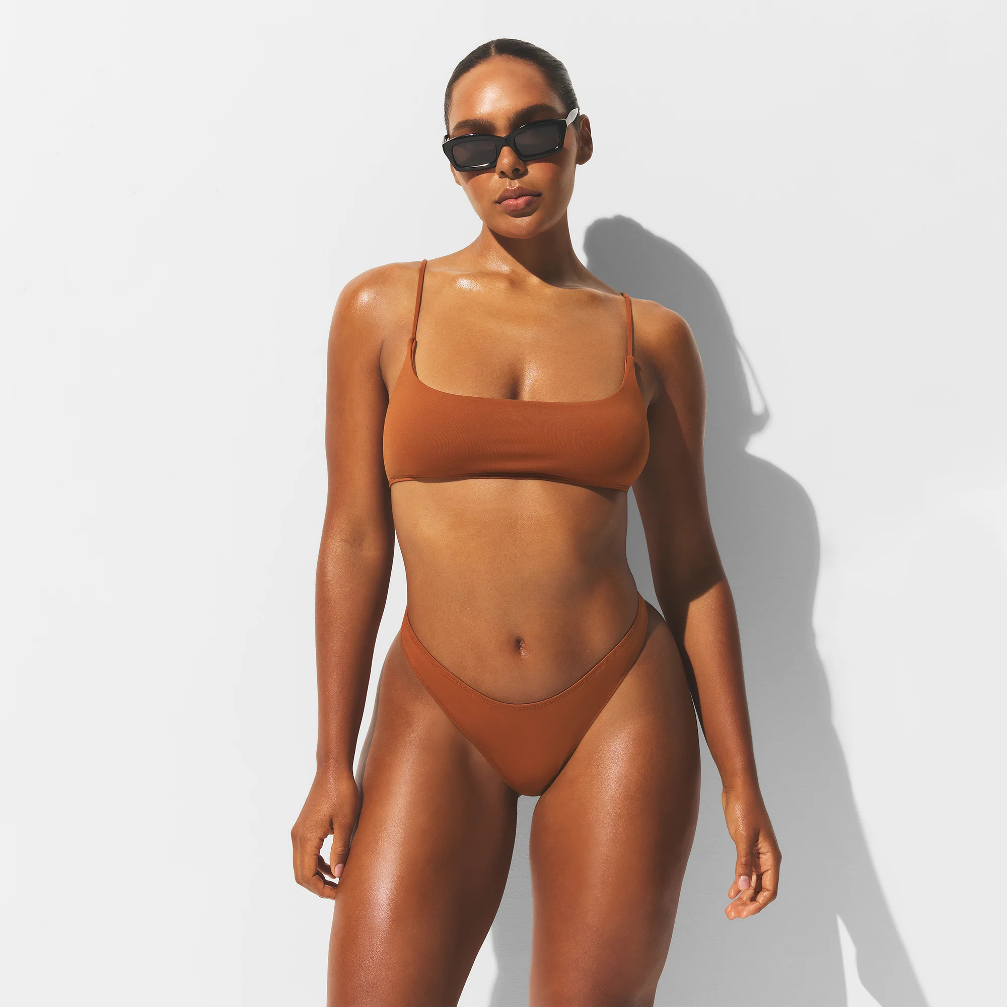 SKIMS Square Neck Bikini Top | Medium Neutral | 4XL | Iconic Swim | SKIMS (US)