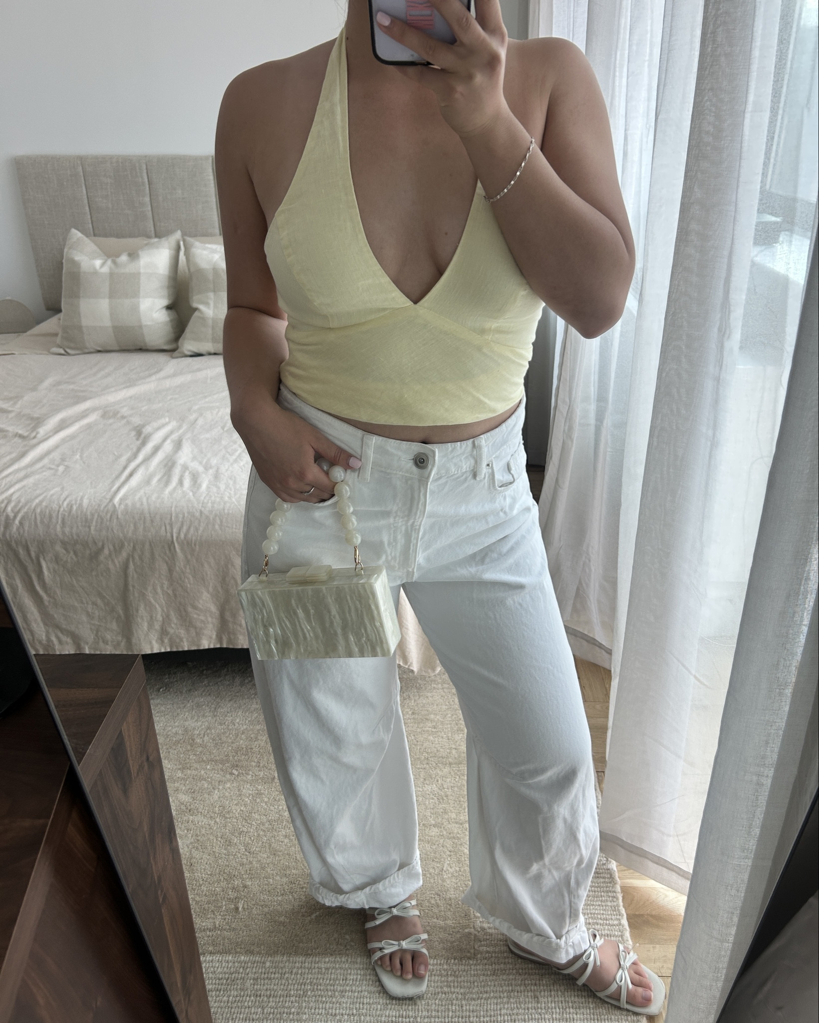 top - wearing a size 6

bottoms - jeans are zara so linking similar option

#LTKItBag
