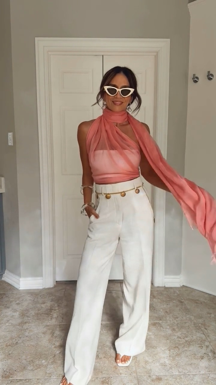 Let’s try a scarf look that looks $$$$ 👌👌

Earrings, belt by @mayafasthoff 🤍

#LTKSeasonal #LTKootd #LTKTravel