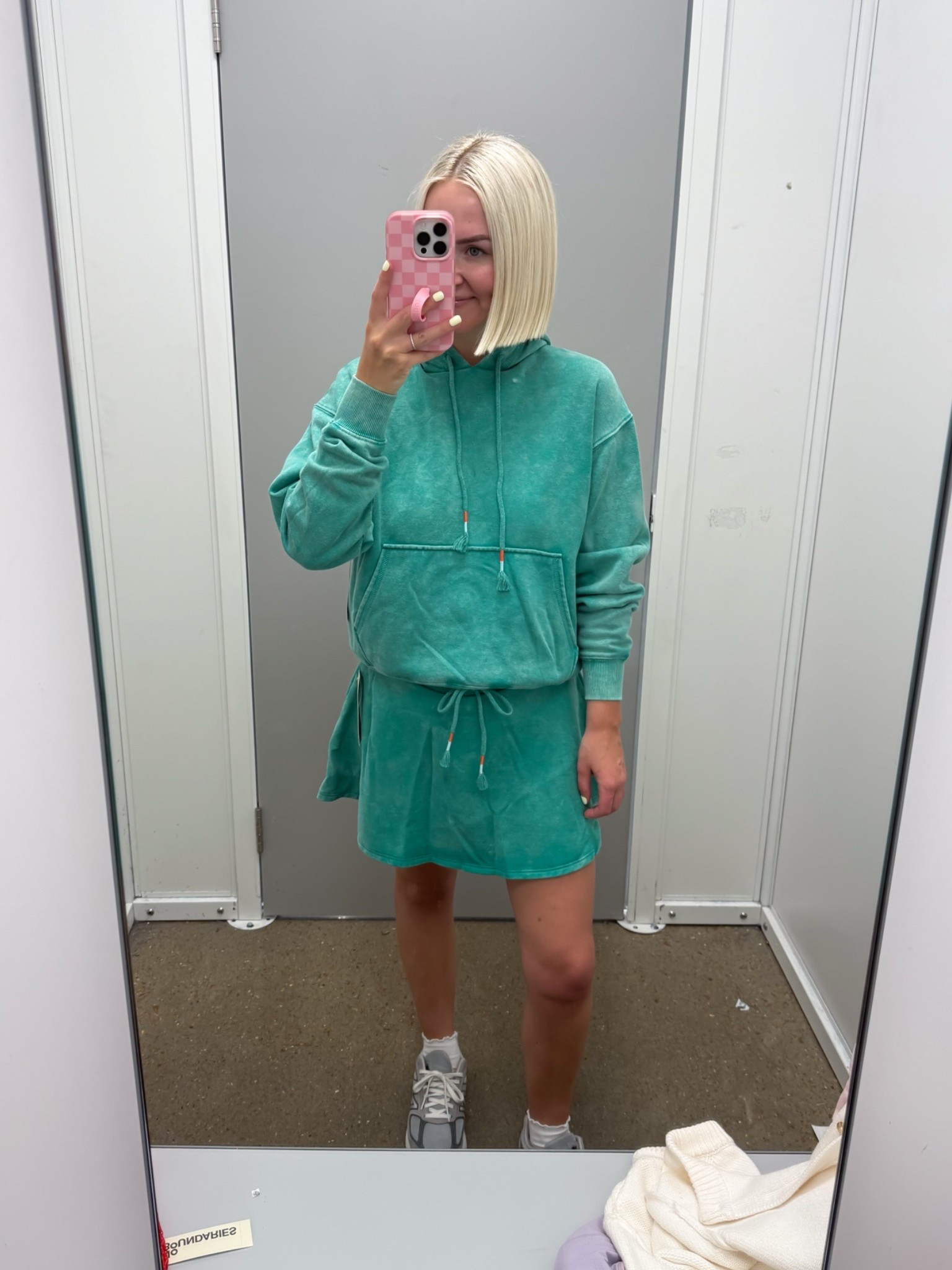 XXS in both (I don’t like a baggy hoodie) haha

#LTKPetite