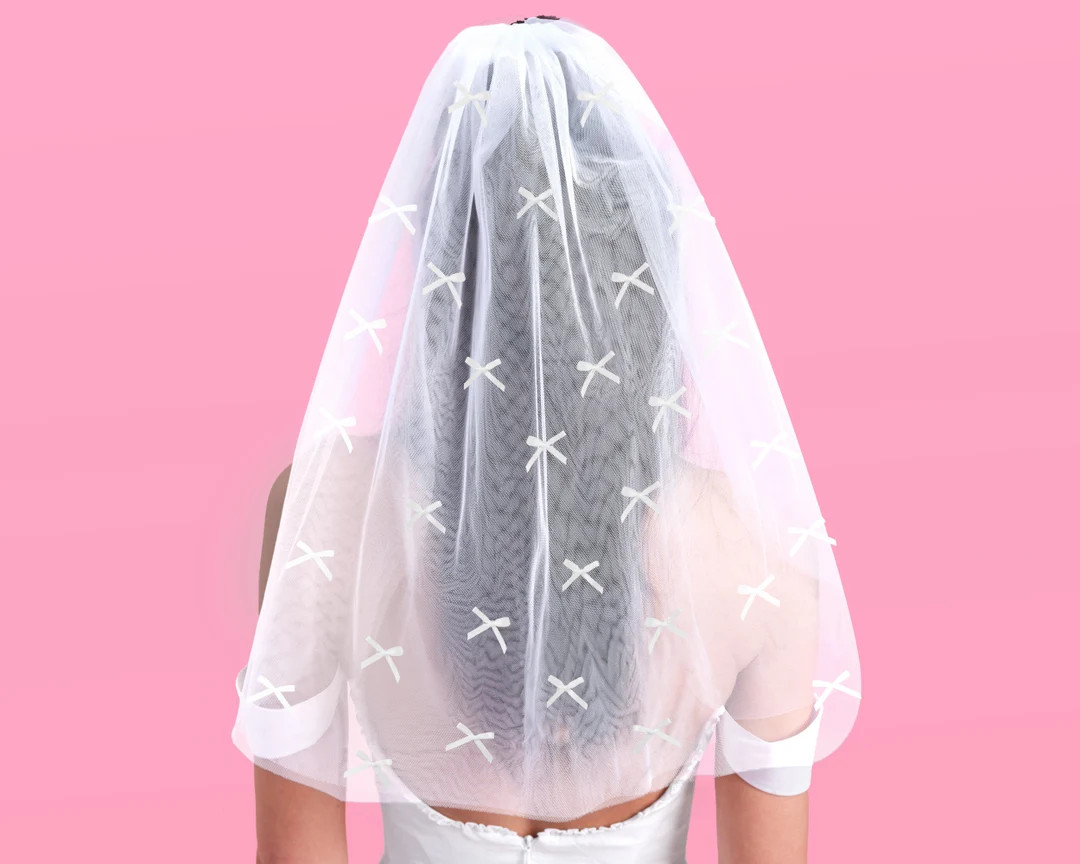 Xo, Fetti Bachelorette White Mini Bow Veil Bach Party Accessory, Bride Headband Decorations, Head... | Etsy (US)