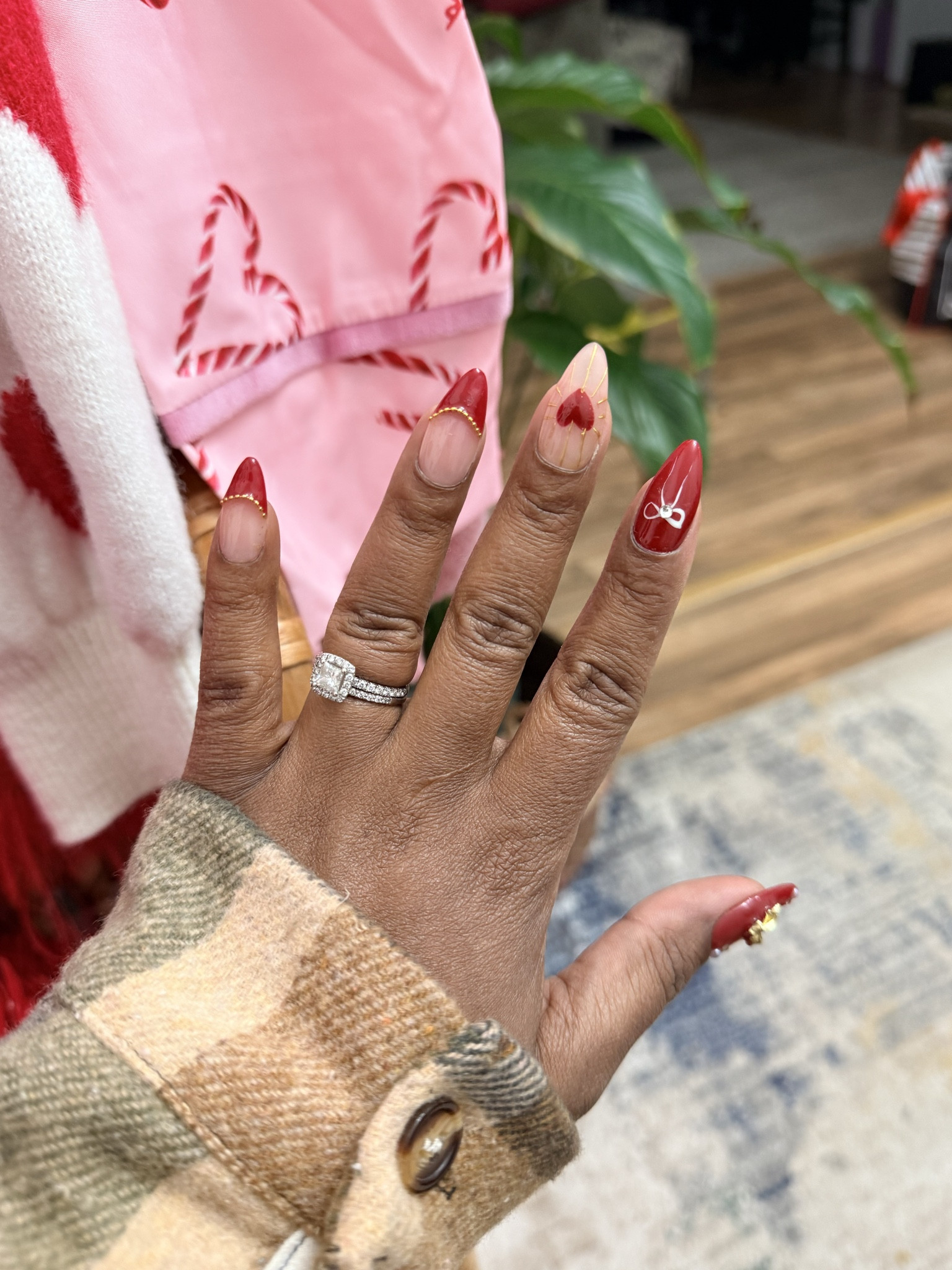 If you’re in your DIY nail era like me, you NEED the right essentials 💅🏽✨

Strong nail glue
Long lasting press ons
Cuticle oil
Nail dehydrator
Good file and buffer
UV lamp if you’re doing gel

These are the exact products that keep my nails looking salon fresh for weeks and save me THOUSANDS every year.

I linked all my nail essentials so you can build your own at home nail kit.

#NailEssentials #PressOnNails #DIYNails #AtHomeNails #NailRoutine #BeautyOnABudget #ShoppingWithPriiincesss #AtlantaCreator


#LTKBeauty #LTKselfcare #LTKValentine